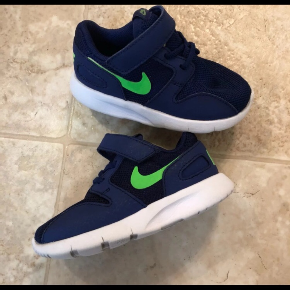 Toddler boy Nike’s